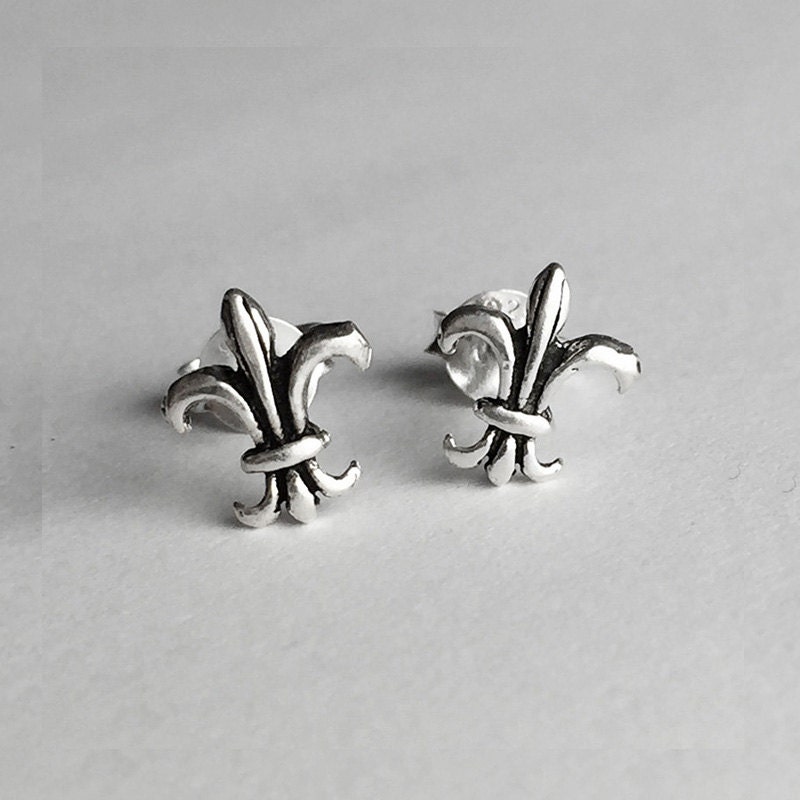Sterling silver fleur de lis best sale earrings