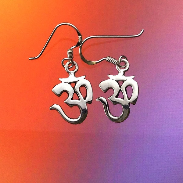 925 Solid Sterling Silver OM Earrings-Aum Earrings-Dangling-YOGA Earrings-Silver Om Hook Earrings-Ohm Earrings