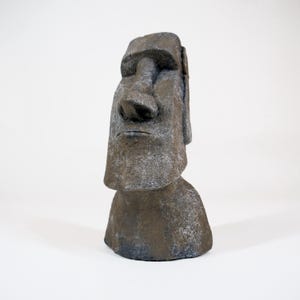 Easter Island Moai Head - Raw Umber