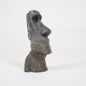Miniature Easter Island Moai Statue - Raw Umber