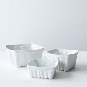 Heritage Edition White Porcelain Berry Basket- Set of 3 (Lg,Md,Sm)