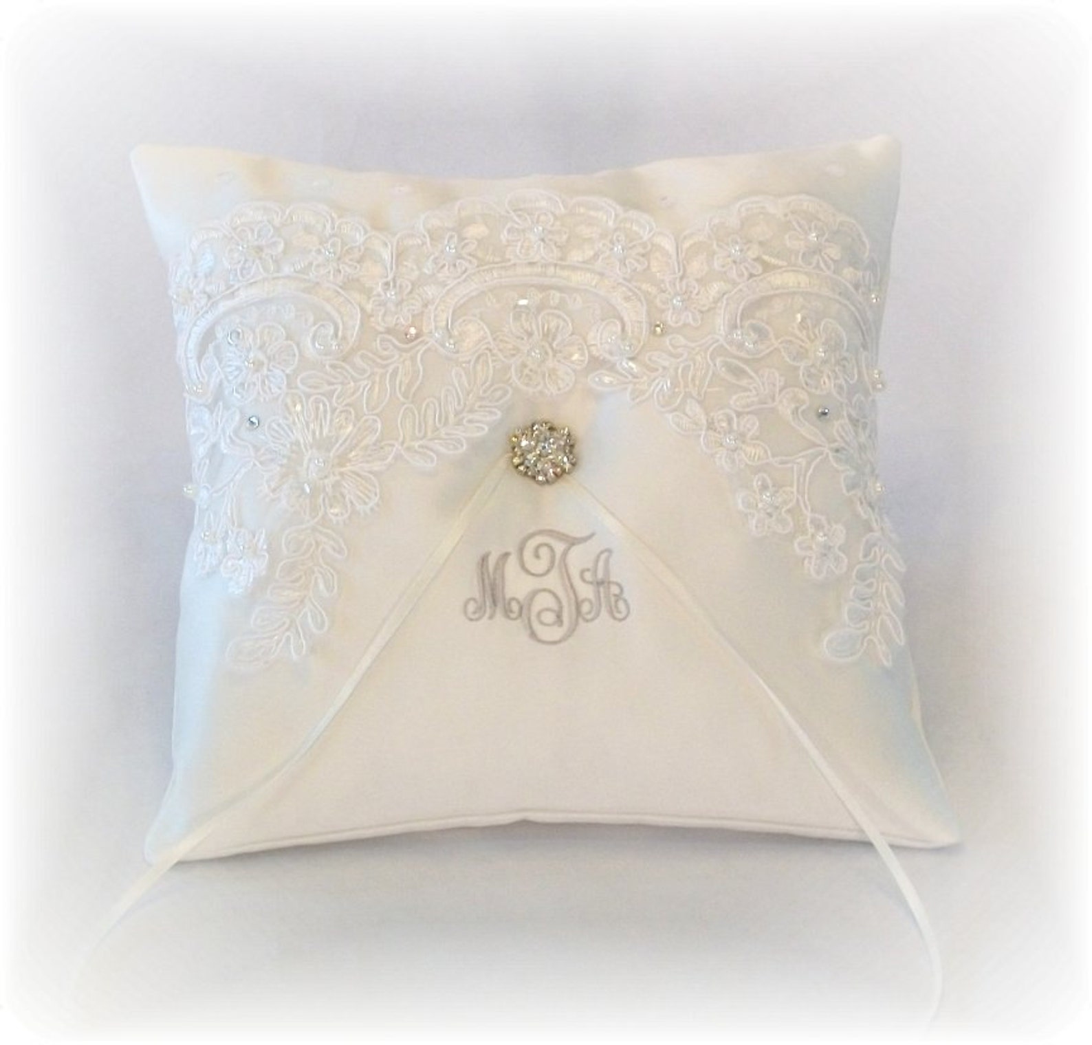 Ring Bearer Pillow Ivory Ring Bearer Pillow Monogrammed Ring - Etsy