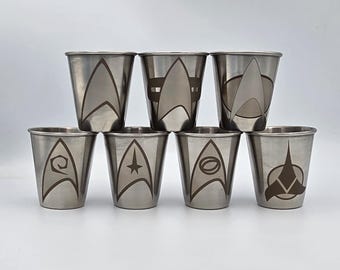 Vasos de chupito de metal de ciencia ficción