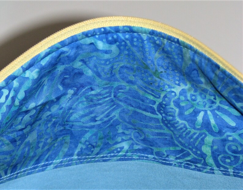 Quilted Fabric Purse Modern Zippered Tote Bag Rainbow Fish Etsy