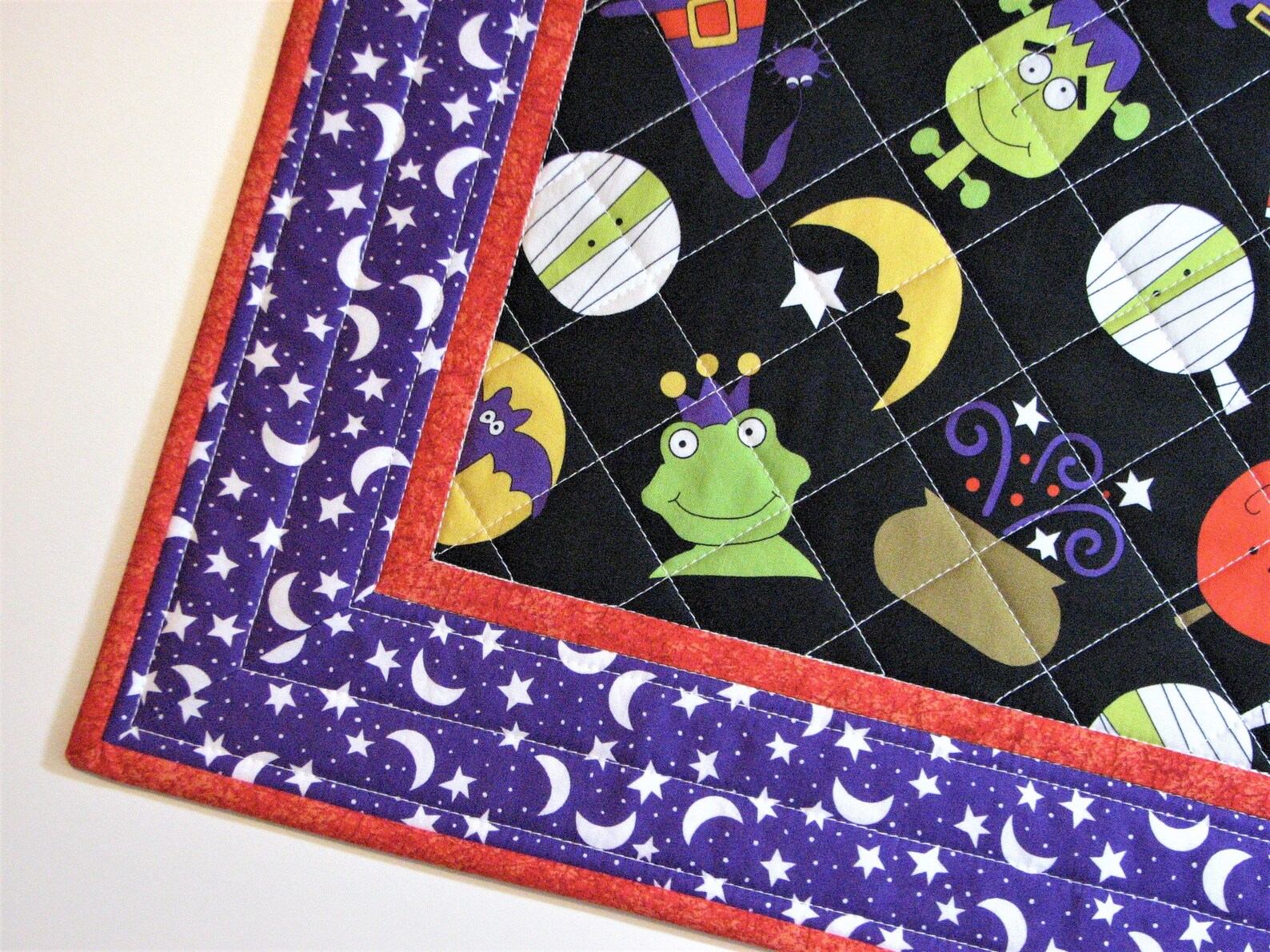 Halloween Quilted Table Topper Handmade Halloween Table Etsy