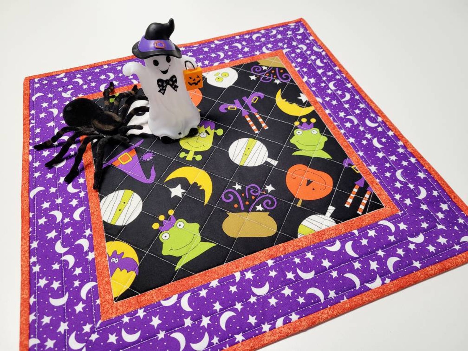 Halloween Quilted Table Topper Handmade Halloween Table Etsy