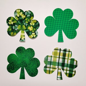 Lot De 40 Carrés De Tissu 4x4 Pouces - Thème Saint Patrick's Day - Prédécoupés - Neuf