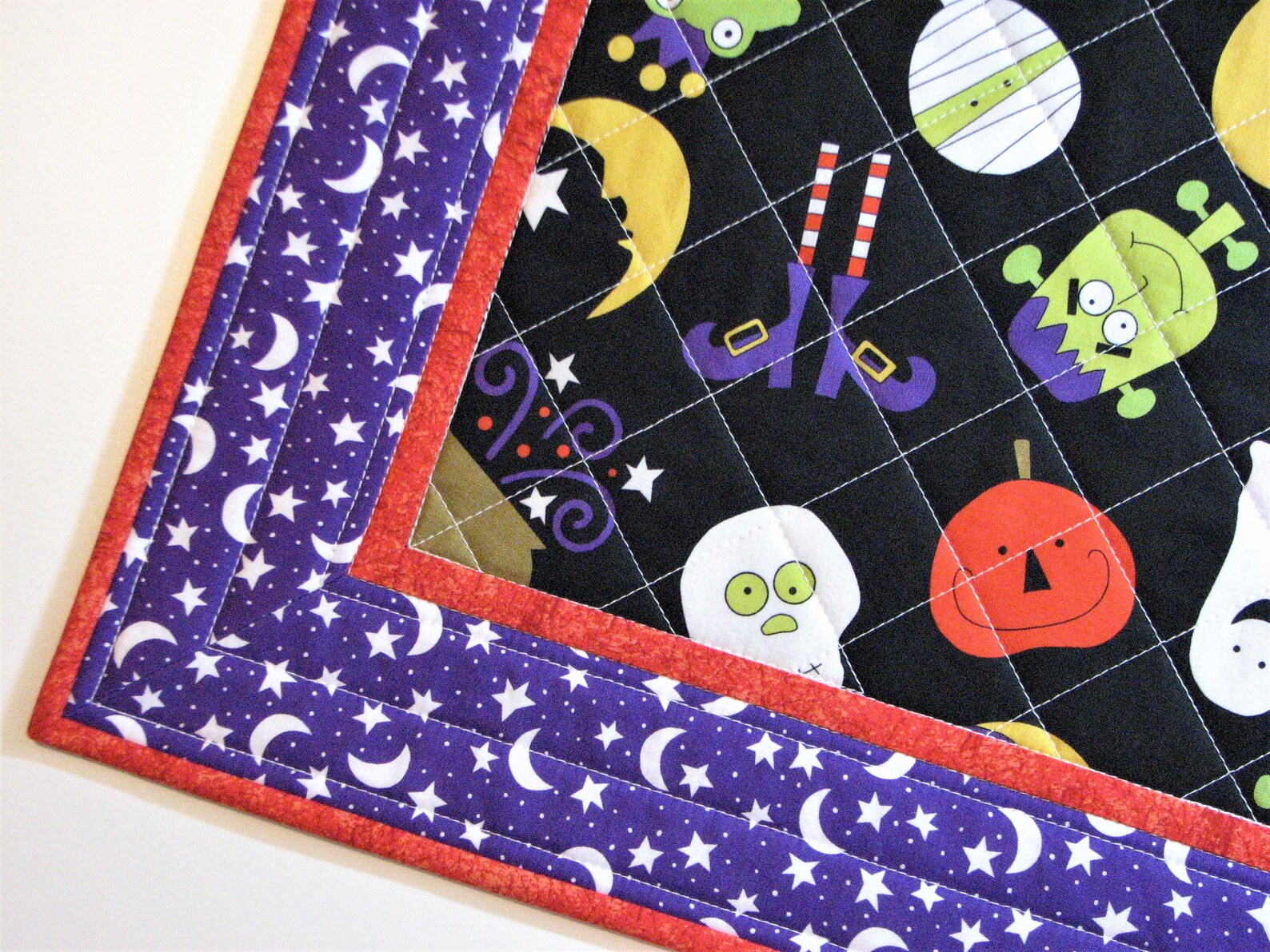 Halloween Quilted Table Topper Handmade Halloween Table Etsy