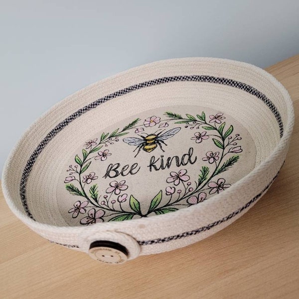 Large Coiled Rope Bowl, Bumble Bee and Floral Wreath Rope Basket,  Embroidered Rope Basket, Spring Decor, 10.75"x2.25"
