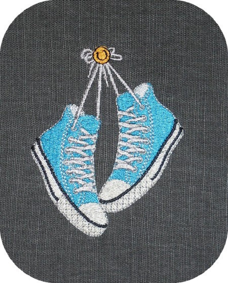 Instant download Machine Embroidery Top sneaker image 4