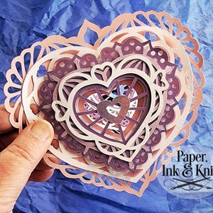 Karta Heart Hollow i ozdoba, szablon wycinanki SVG, PDF, PNG Dxf, karta Shadowbox z papieru warstwowego 3D, do użytku komercyjnego