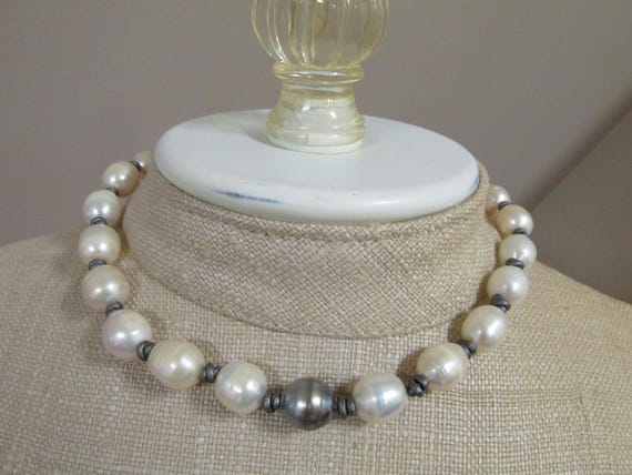 Freshwater Pearl Choker Knotted on Gray Leather with Tahitian Pearl Accent