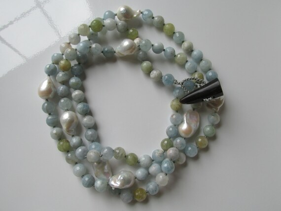 Hand-Knotted Baroque Pearl & Faceted Beryl Aquamarine Horn Toggle Necklace