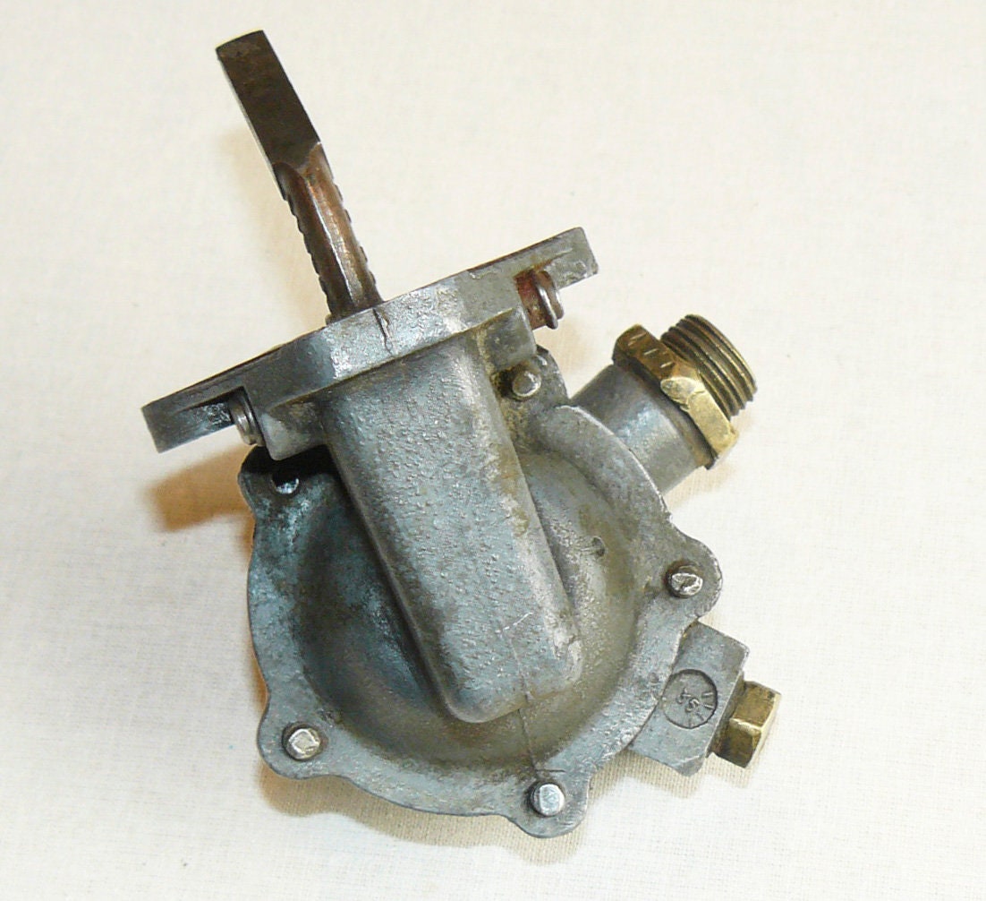 Original Triumph TR6 TR250.AC YD Fuel Pump 856815 328 England Etsy UK