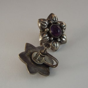 Pendientes vintage de Taxco, México, de plata 980 con forma de flor y cuarzo amatista. imagen 3