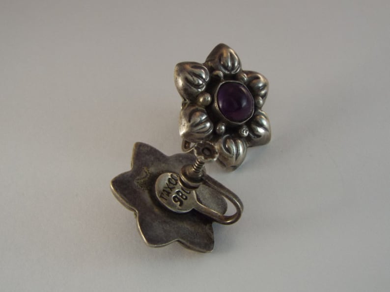 Pendientes vintage de Taxco, México, de plata 980 con forma de flor y cuarzo amatista. imagen 3