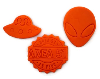 Area 51 alien cookie cutter set