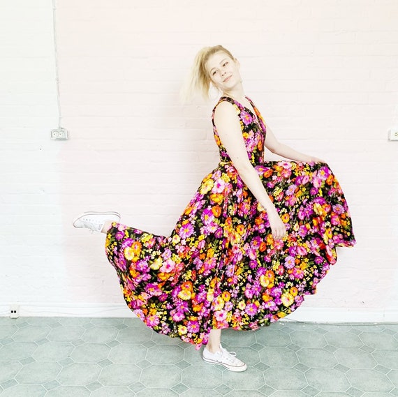 Floor Length 70s Maxi Dress With Full Skirt 70s Floral Print Etsy
