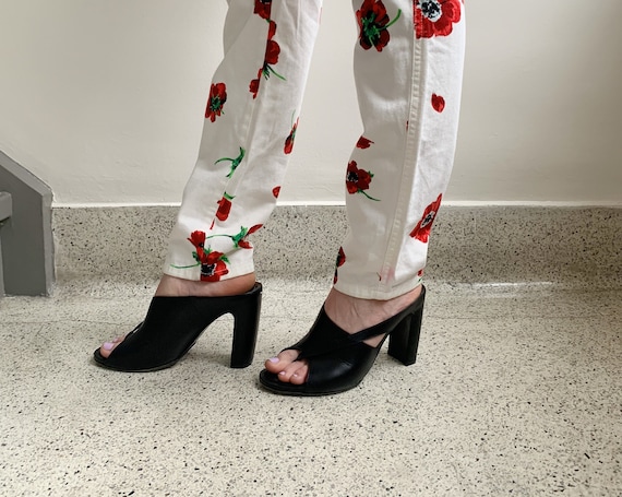 moschino flower print jeans · vintage white denim… - image 3