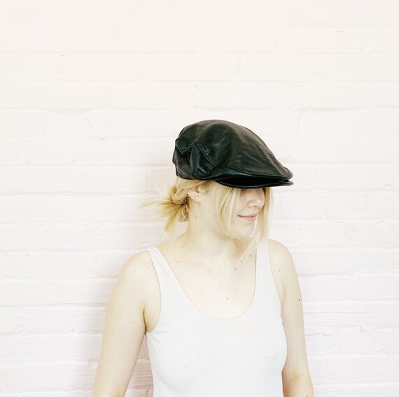 hat with a snap brim