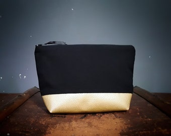 Cosmetic bag