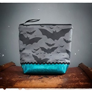 Cosmetic bag