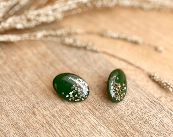 Evergreen sparkle stud Earrings - Polymer Clay Earrings - Handmade - Earrings - glam - sparkle - Jewelry - resin earrings - nickel free