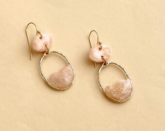 Marbled Blush + Soft Pink Gold Oval Dangle Earrings - Polymer Clay Earrings - Handmade - Earrings - Stone - Neutral - Jewelry - Abstract