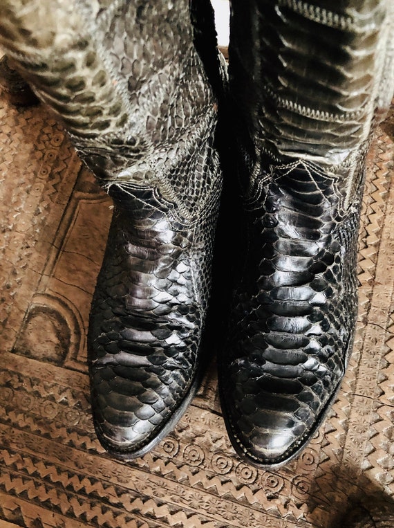 The Snakeskin Kicker~Vintage Cowboy Boot~Classic … - image 2