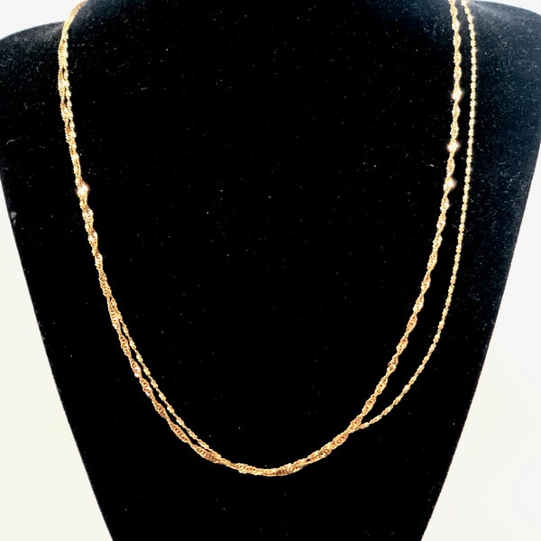 18k Solid Gold Necklaces Twisted Singapore Style Chains 20 Inches 2.9 and 3.9 Grams