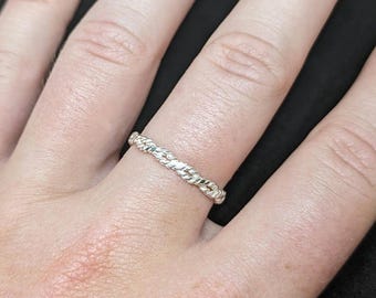 Sterling silver rope effect stackable sparkle ring
