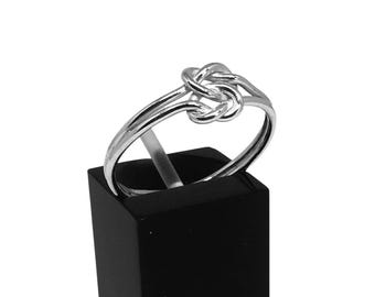 Connected hearts Sterling Silver Knot Ring.