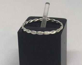Sterling silver double plait stackable ring.