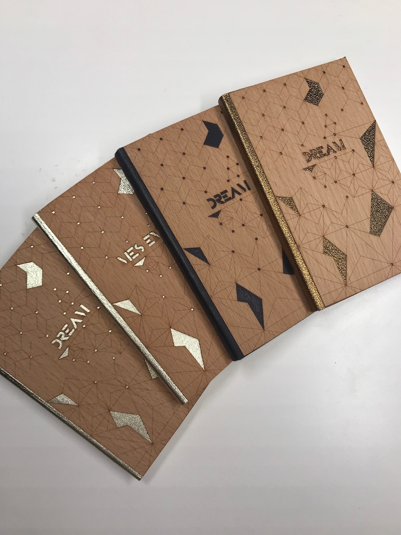 Hand-connected notebook Wood Collection 8.5 x 13 cm