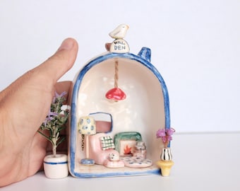 Casa de cerámica en miniatura hecha a mano, inspirada en Walden de Henry David Thoreau. Altar de cerámica.