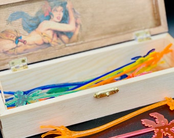 Hand Decorated Wooden Box of Jungle Stir Stir Sticks (15 pcs) , Keepsake Box, Bar Cart, Alcohol Gift, Retro Tiki Home Bar, Man Cave