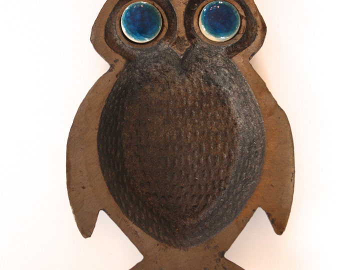 Mid Century Vintage Metal Owl Catchall or Ashtray With Blue Etsy