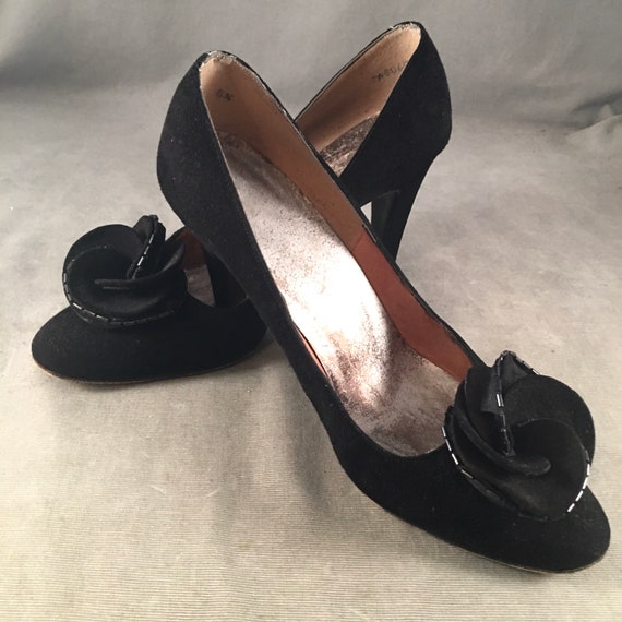 Elegant 1960s Inky Black Silk Evening Pumps, Bow,… - image 2