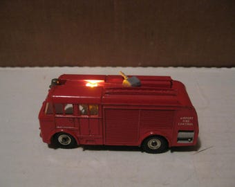 Dinky 276 Airport Fire truck with working roof light, vintage 1960s, no box.