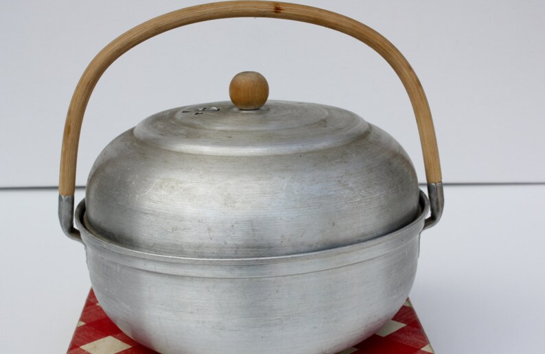 Vintage Aluminum Stove Top Bun Warmer OvenMirro Serving Etsy