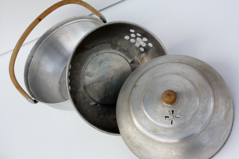 Vintage Aluminum Stove Top Bun Warmer OvenMirro Serving Etsy