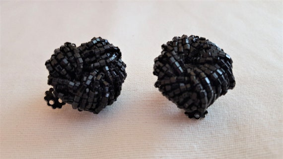 Estate / Vintage / Black Seed Bead / Clip On / Ea… - image 1