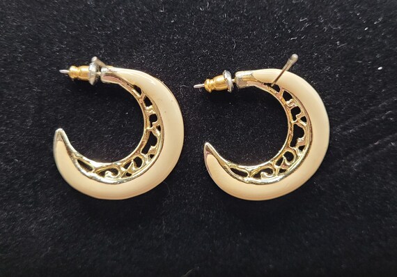 Kite Viveka Crescent Shape Earrings