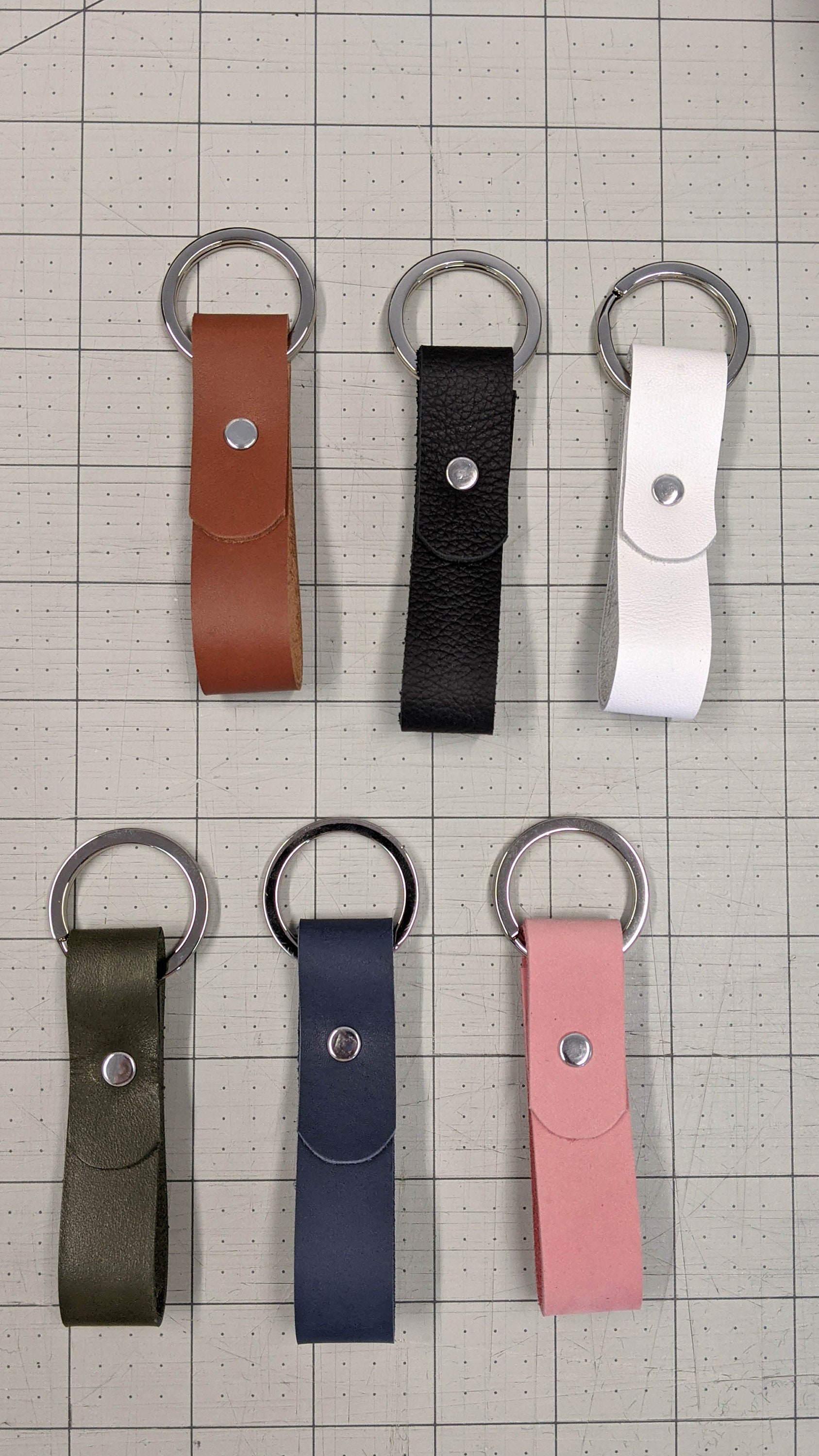 Small Gift Keychain Leather Keychain, Keyring, Keys, Small Goods Gifts Under 10, Gift for ...