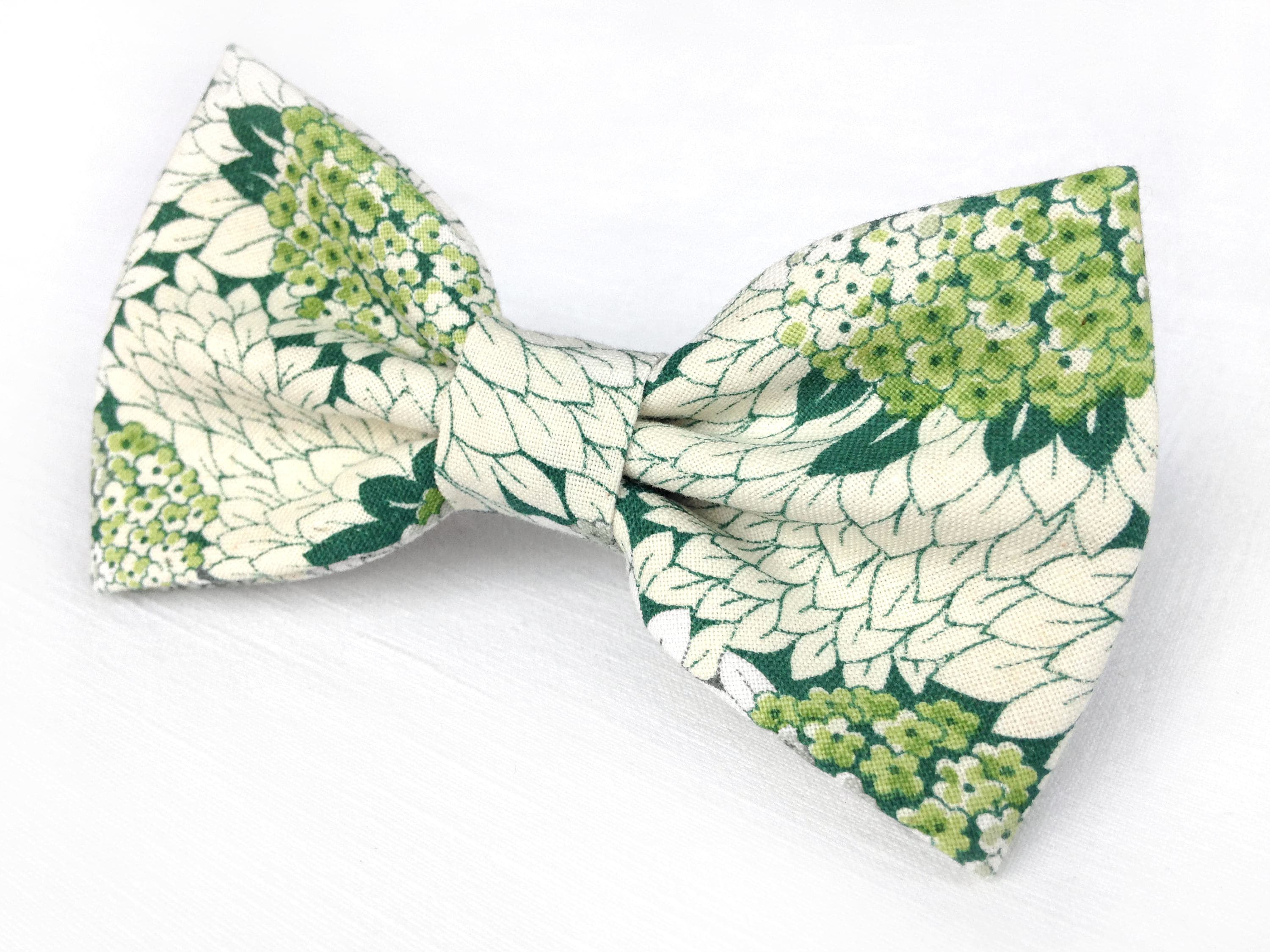 Floral bow tie. Green bow tie. Wedding bow tie. Greenery bow Etsy