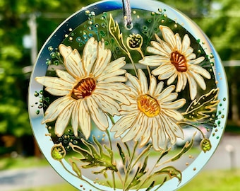 Hand Painted Daisies Floral Glass Suncatcher for window, Botanical Stained Glass Decoration, Wildflowers glass painting, Flower Ornament