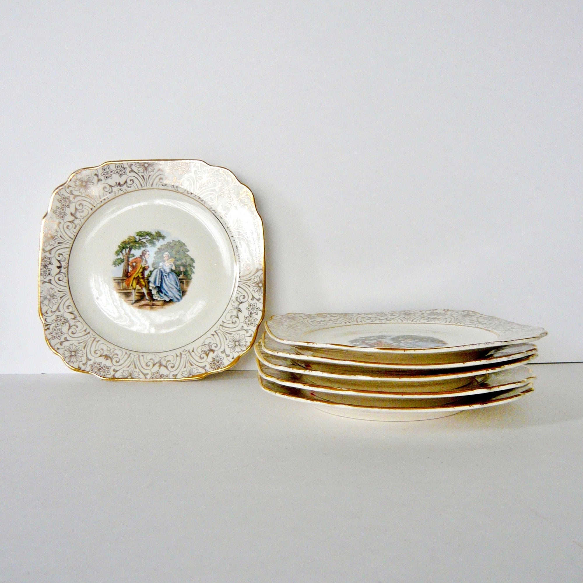WWII Victory Plate - Marked 'for Victory Buy War Bonds and