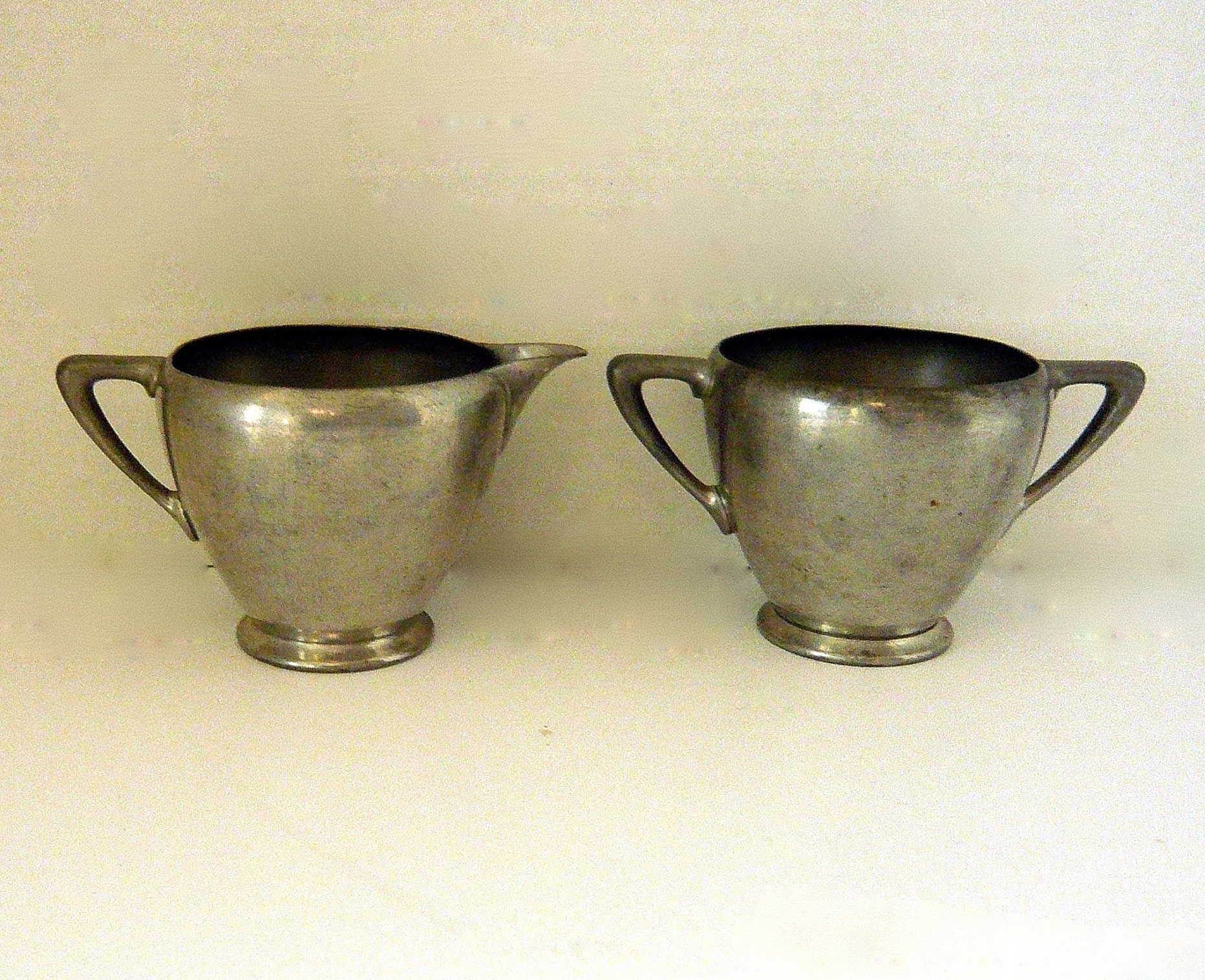 Brewster Pewter Cream and Sugar Set  Number 4542