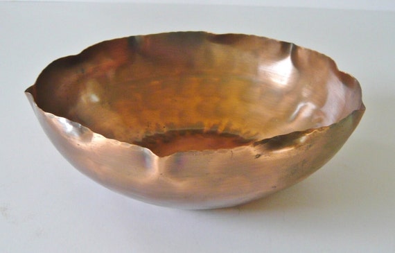 Copper Bowl Hand Hammered Gregorian #301 Crown - Etsy