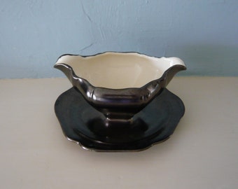 Lusterware Gravy Boat with Attached Underplate